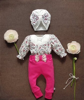 Zestaw body, czapka i spodnie Jasmina Marija