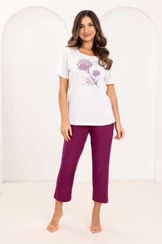 Piżama Damska Bawełniana Regina 734 ecru– 100% Bawełna, Krótki Rękaw, Koszulka z Nadrukiem, Spodnie 7/8, Komfort Premium