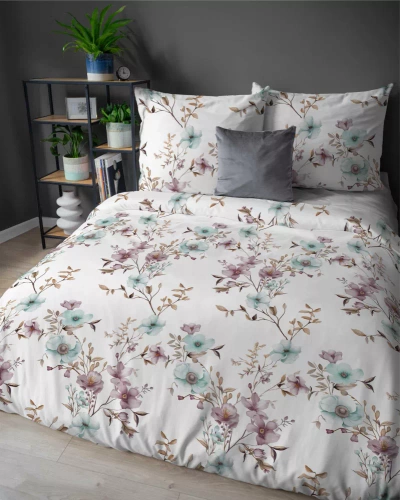 5635 B Pościel flanelowa Pastel Flowers Detexpol biała w kwiaty pudrowe i błękitne– ciepła, miękka i elegancka