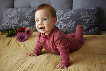 03218B "ROSES" Body baby z długim rękawem Makoma bordowy (w)