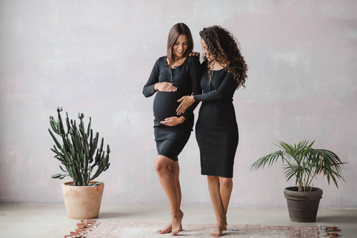 Tummy Sukienka ciążowa i do karmienia z dzianiny w prążek Milk&Love czarny