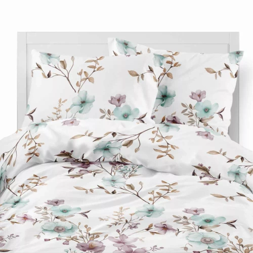 5635 B Pościel flanelowa Pastel Flowers Detexpol biała w kwiaty pudrowe i błękitne– ciepła, miękka i elegancka