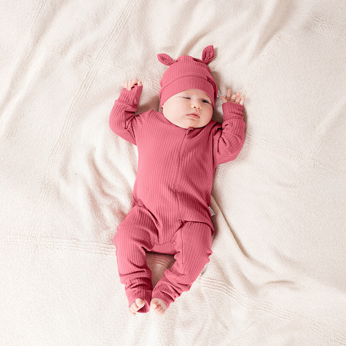 216054 Lala Czapka Nicol – prążkowana bawełna z elastanem, uszka i naszywka Be happy