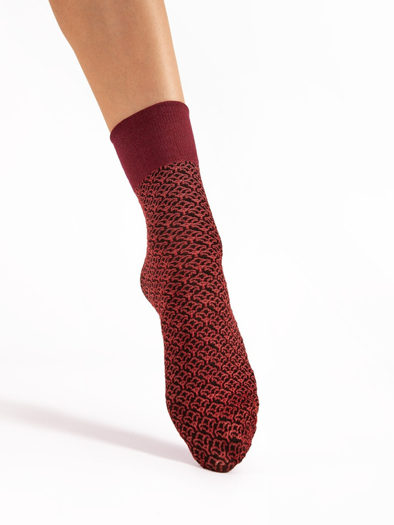 Skarpetki Fiore G 1179 Reina 40 den czerwone– wzorzyste, mikrofibra