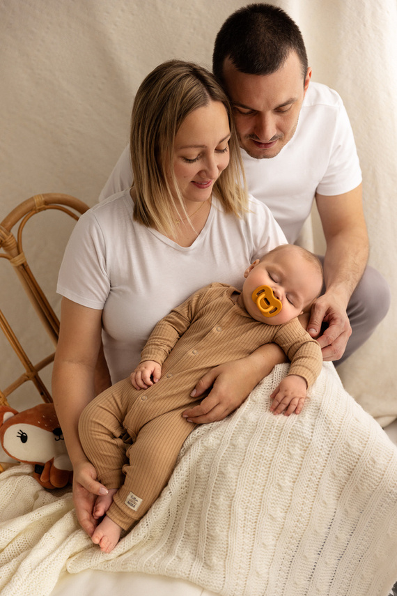 02234BSL "Natural Harmony" Pajac bez stópek Makoma latte