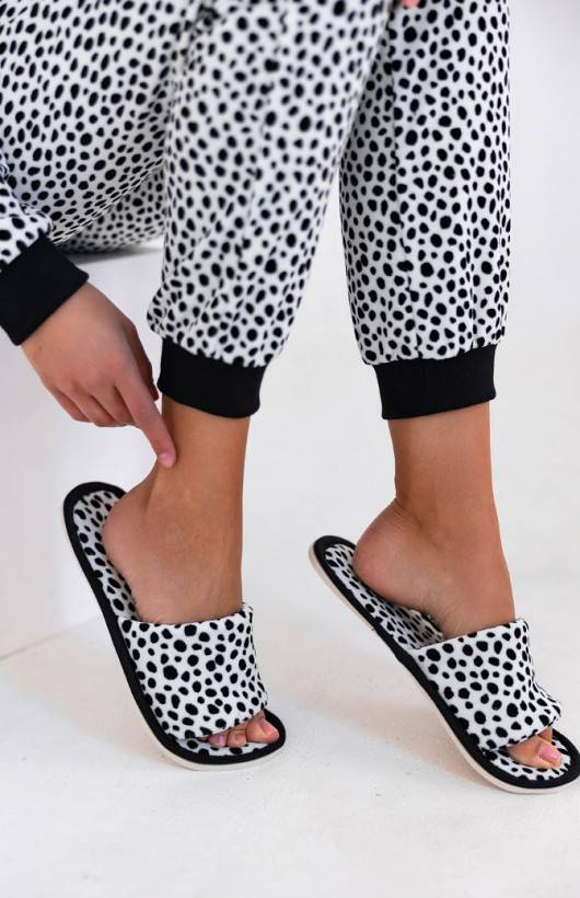 Cruella Dres Damski welur Sensis- biały-czarny