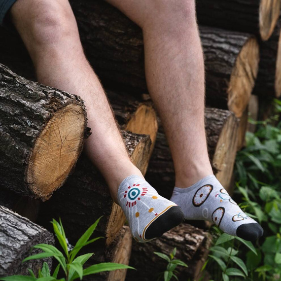 009 Skarpety Stopki Asymetryczne męskie More - 019 szary jasny melanż