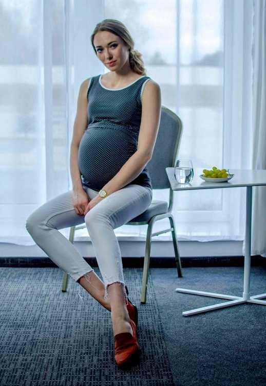 010 Bluzka ciążowa i do karmienia bez rękawków MIRACLE- granat biała lamówka