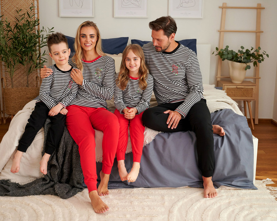 5236 "Stripes" Piżama dziecięca Unisex Doctor Nap - black red