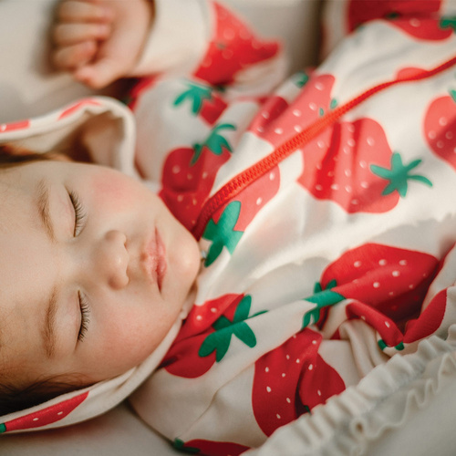 Strawberry & Love Pajac dresowy z kapturem Eevi