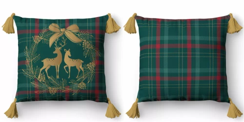 5380 A Poszewka świąteczna dekoracyjna Christmas Deco Detexpol renifer w wieńcu na tle kratki- zamek błyskawiczny