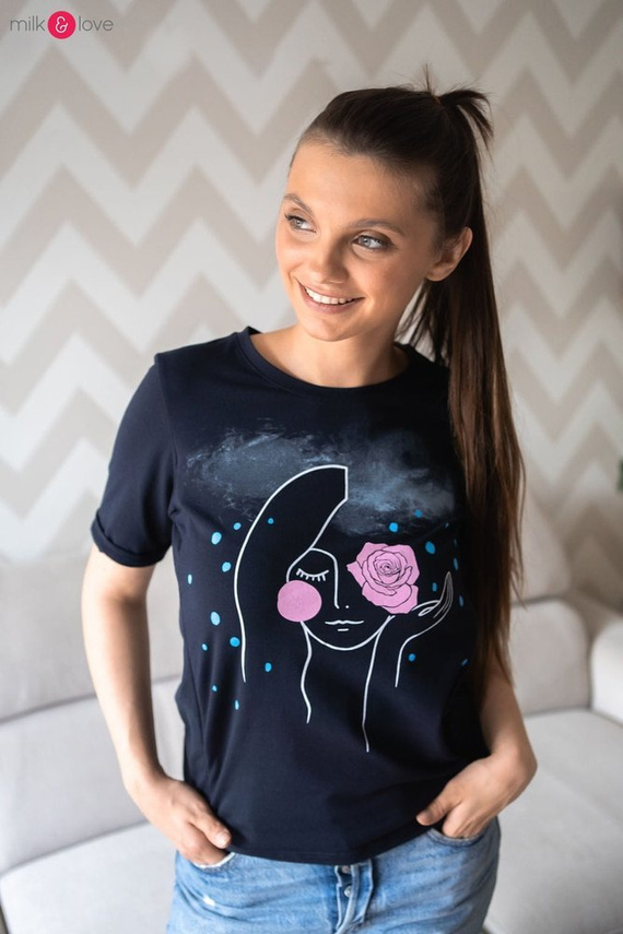 Bluzka do karmienia Boob Milk&Love ciemny granat z grafiką