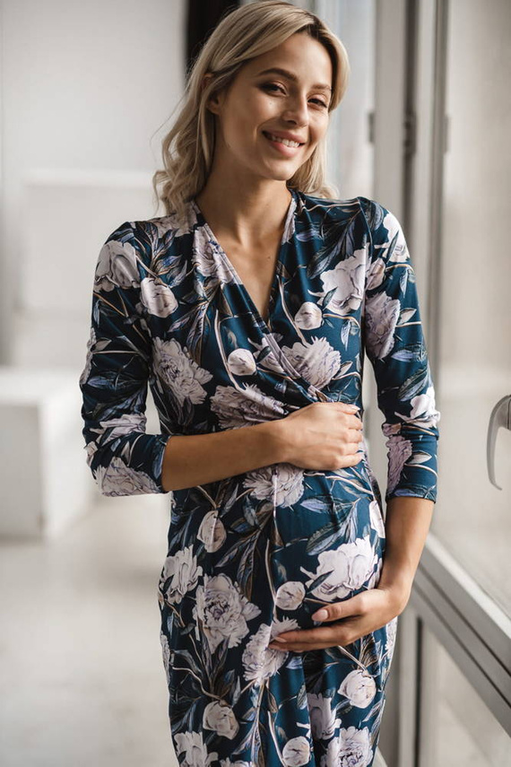 Grow with me sukienka ciążowa i do karmienia Milk&Love granatowa w piwonie