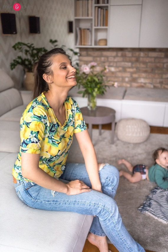 Bluzka do karmienia V-neck Boob Milk&Love w cytryny