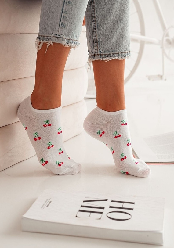 1146-067 Małe Wiśnie Stopki Milena -biały