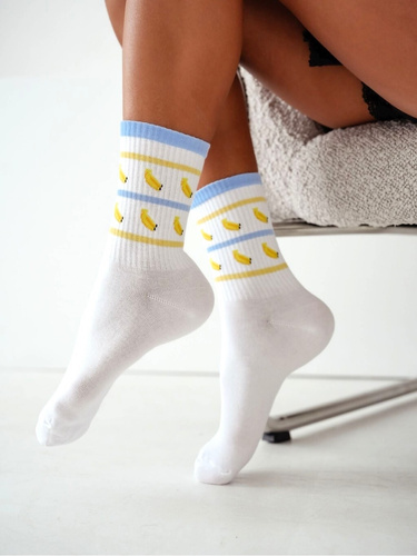 Skarpety damskie Milena 0200-234 Banany bawełniane prążkowane białe