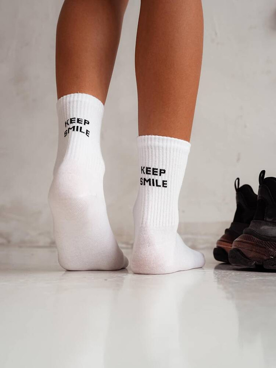 0200-095 Keep Smile Skarpety damskie Milena - biały